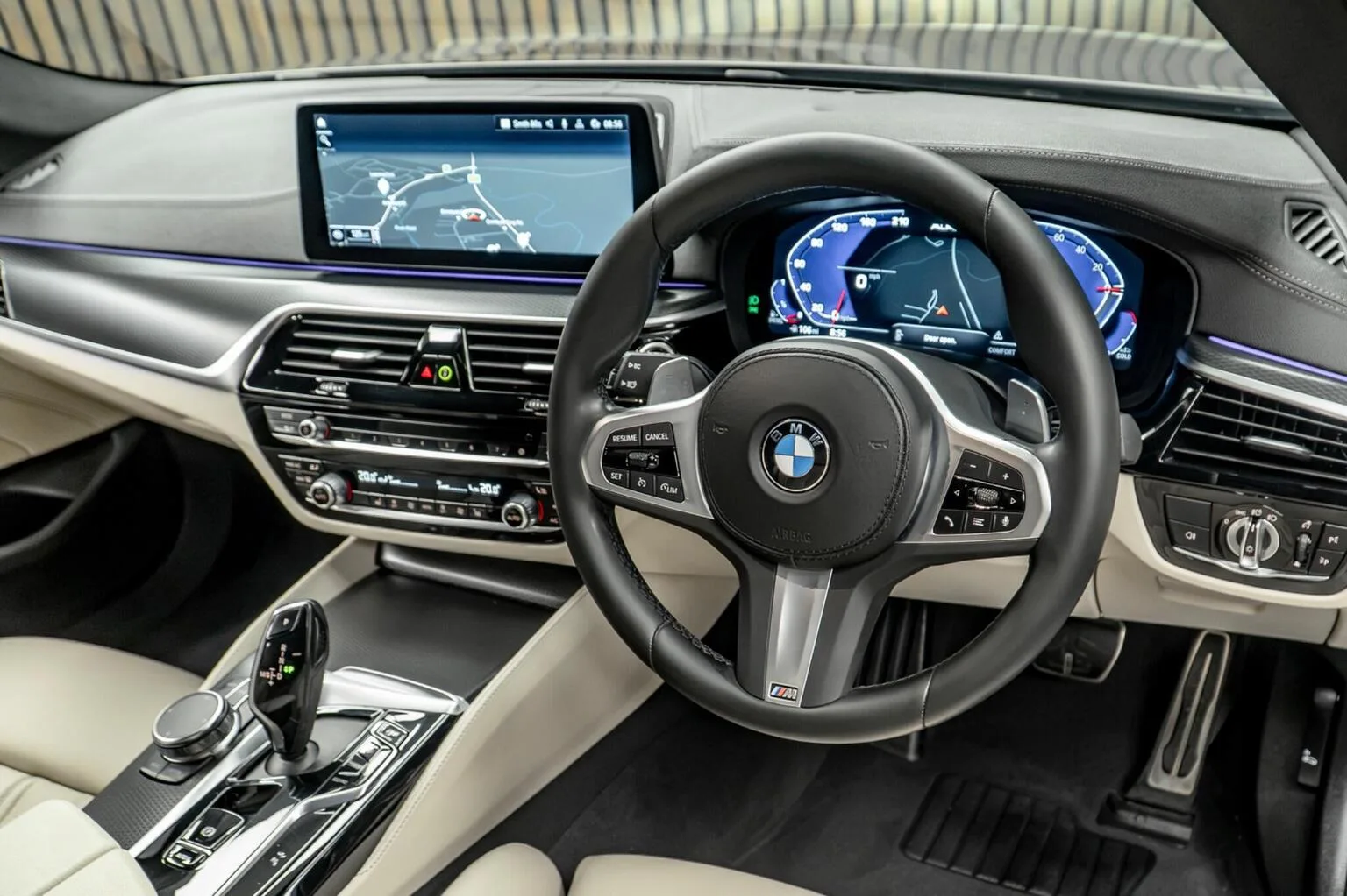 2022 BMW 530d xDrive M Sport, 21/30
