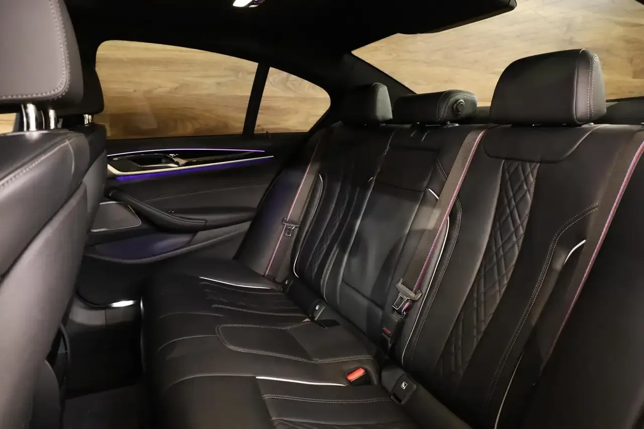 2022 BMW 530e M Sport, 9/30