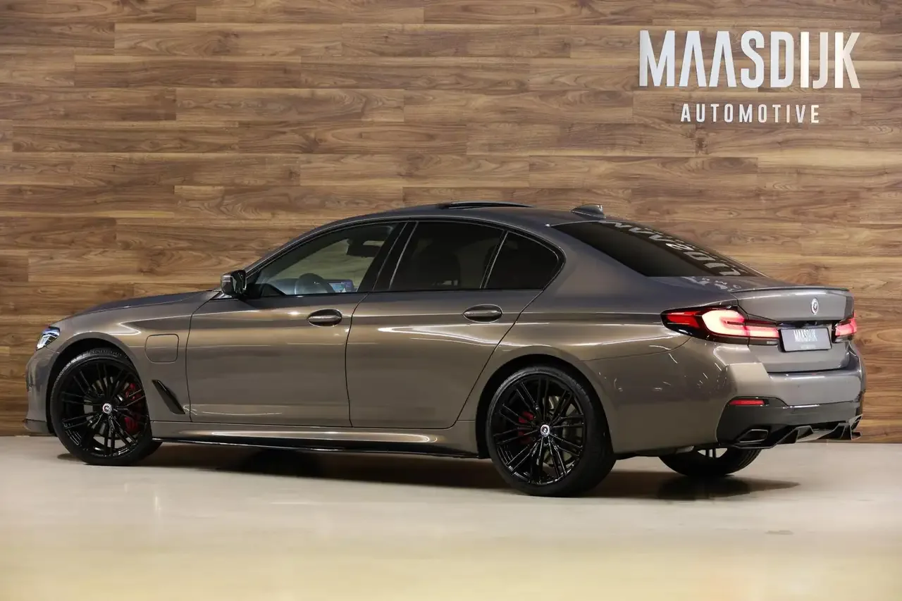 2022 BMW 530e M Sport, 10/30