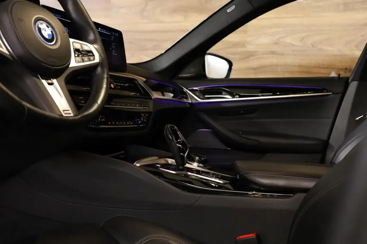 2022 BMW 530e M Sport, 30/30