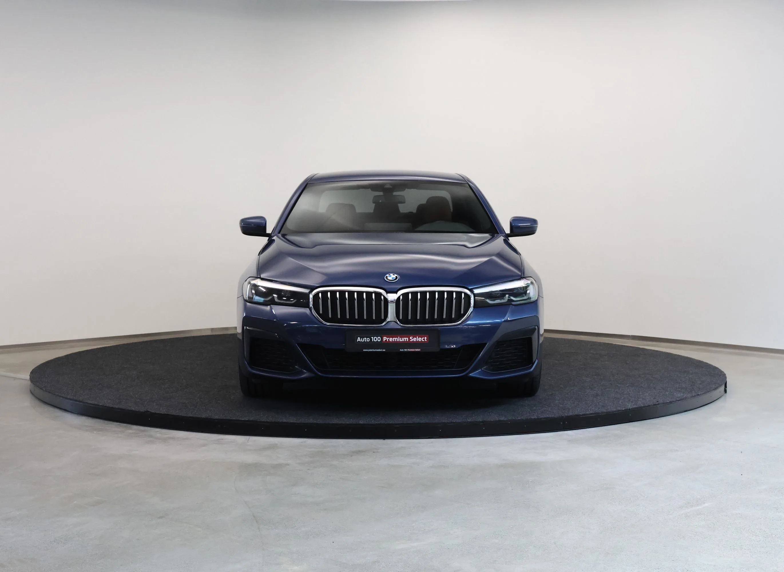 2022 BMW 530e xDrive, M Sport, 7/23