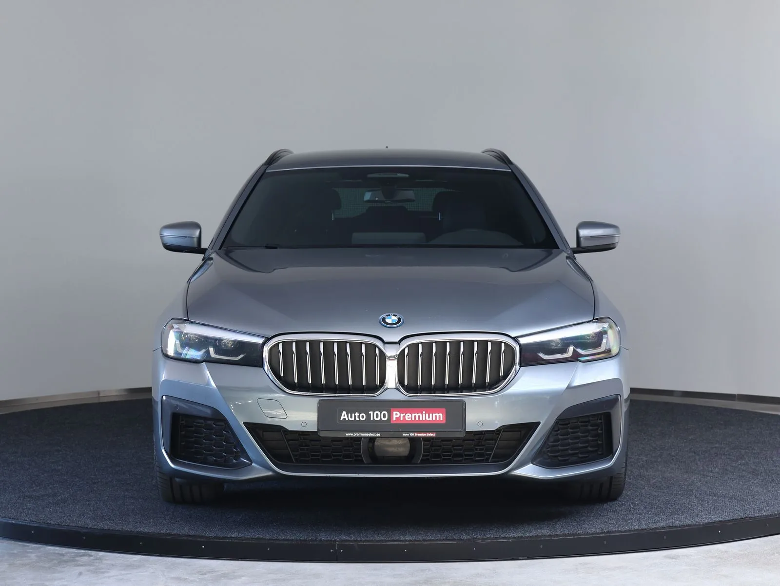 2022 BMW 530e xDrive Touring, M Sport, 7/28