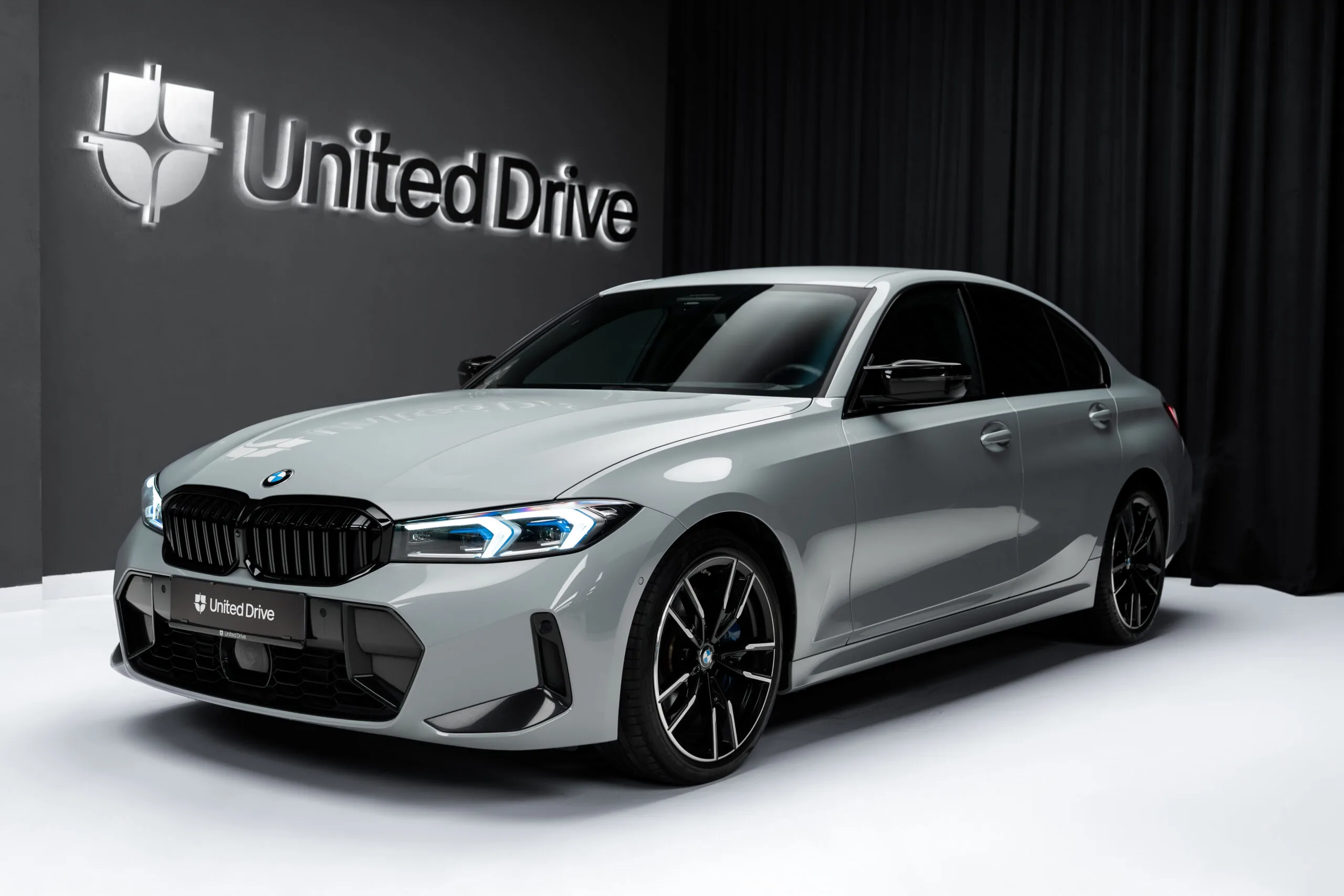 2022 BMW M340i xDrive angeboten von einem Fachhändler in Voluntari, Rumänien, Hauptfoto