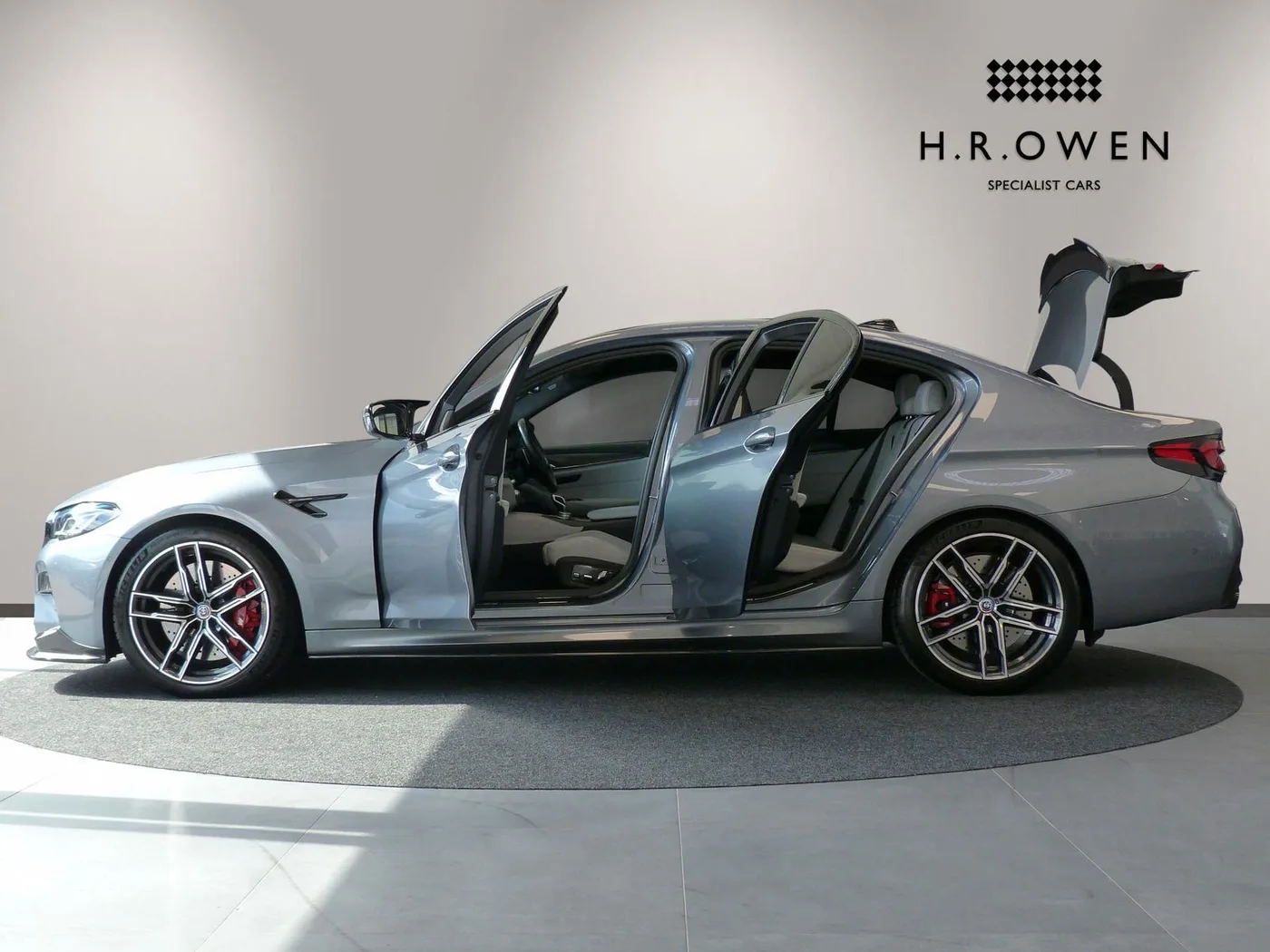 2022 BMW M5 Competition offered by a franchised dealer group in Cheltenham, United Kingdom, photo 8 of 25