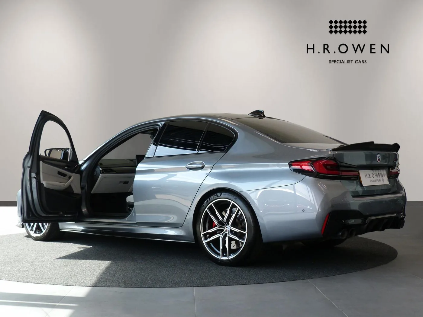 2022 BMW M5 Competition offered by a franchised dealer group in Cheltenham, United Kingdom, photo 15 of 25