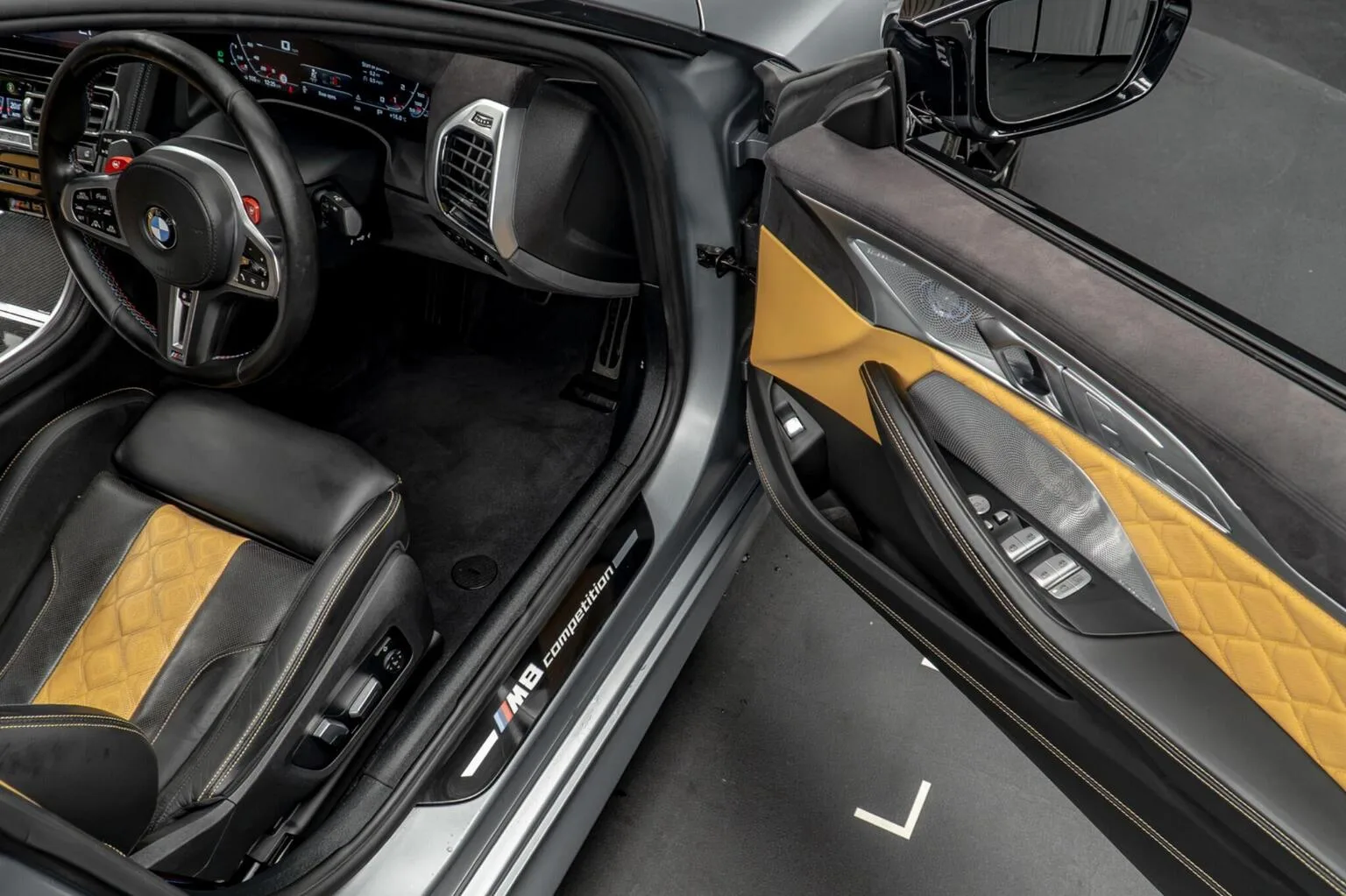 2022 BMW M8 Competition Gran Coupé, 28/30