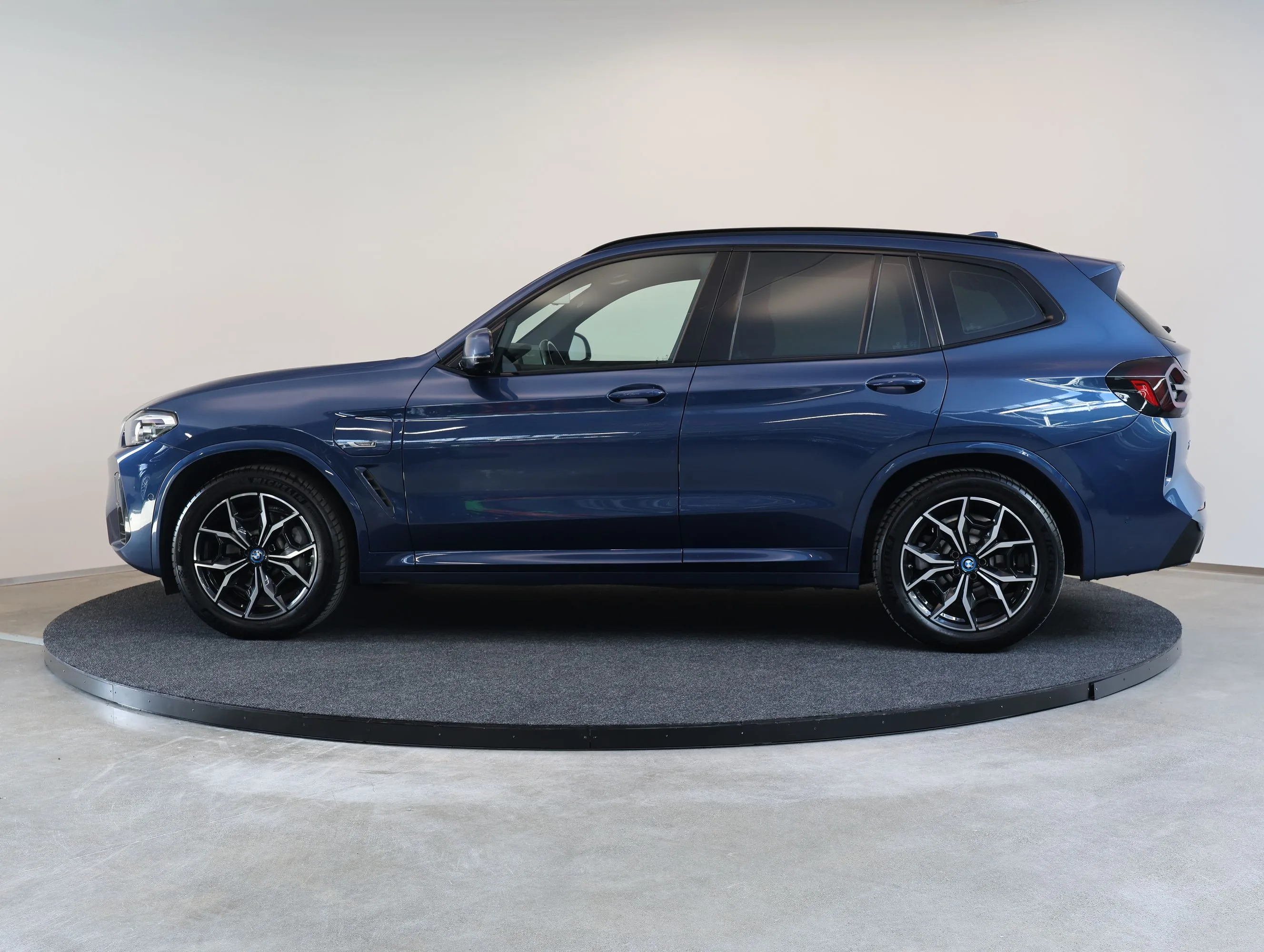 2022 BMW X3 xDrive30e M Sport, 5/21
