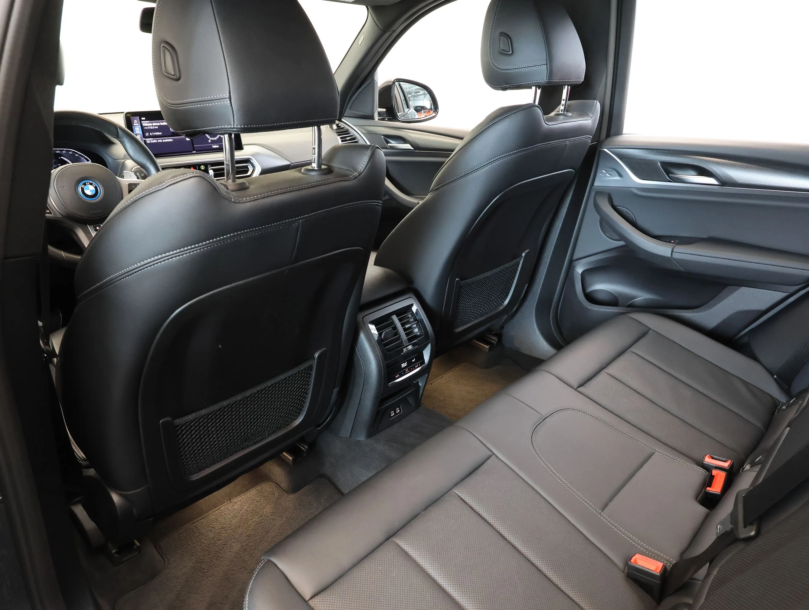 2022 BMW X3 xDrive30e M Sport, 13/23
