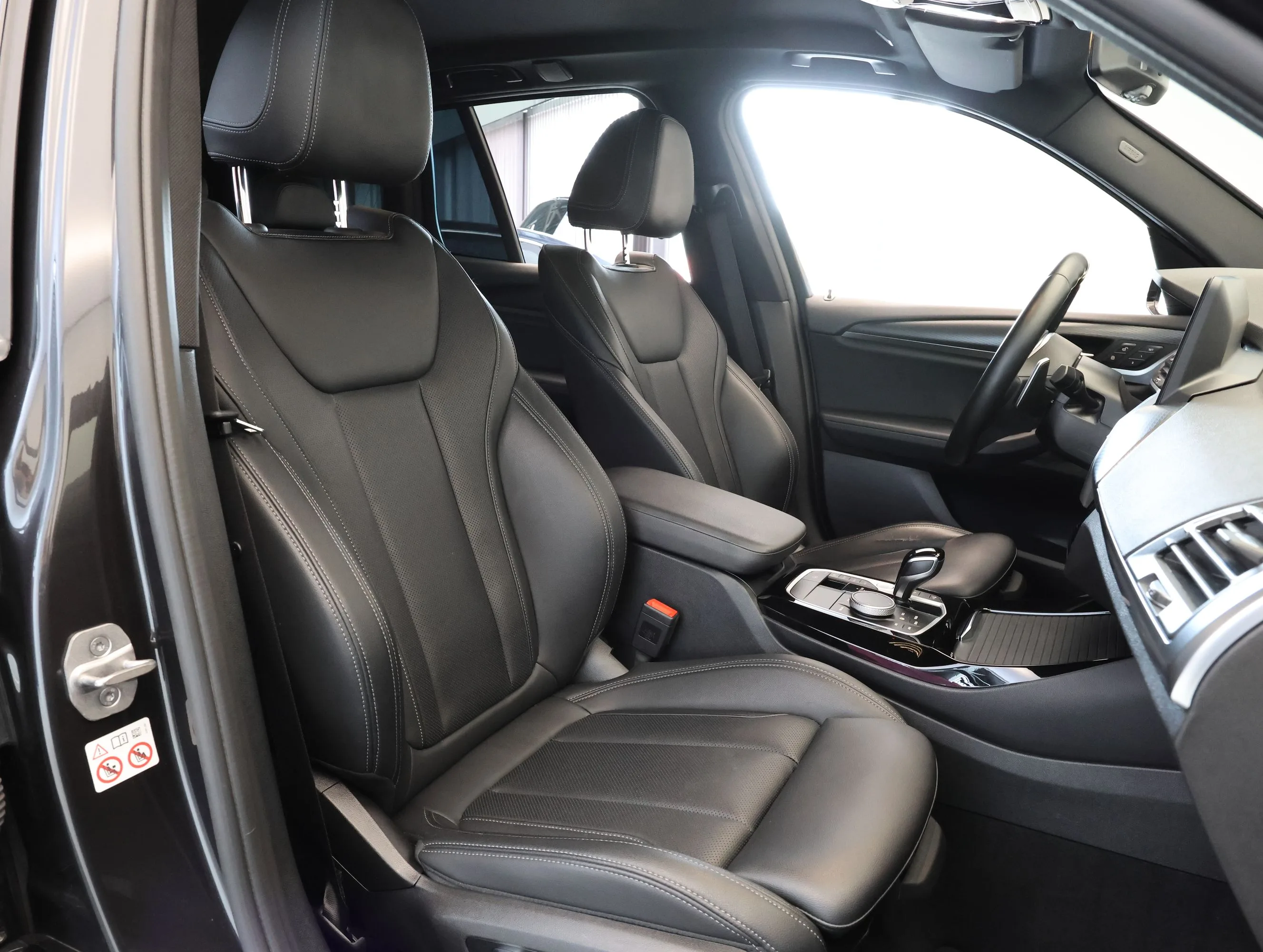 2022 BMW X3 xDrive30e M Sport, 16/23