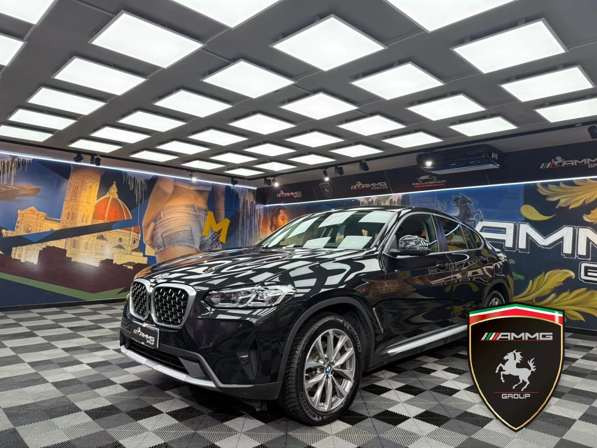 2022 BMW X4 xDrive20d offered by a specialist dealer in Calenzano, Italy, main photo