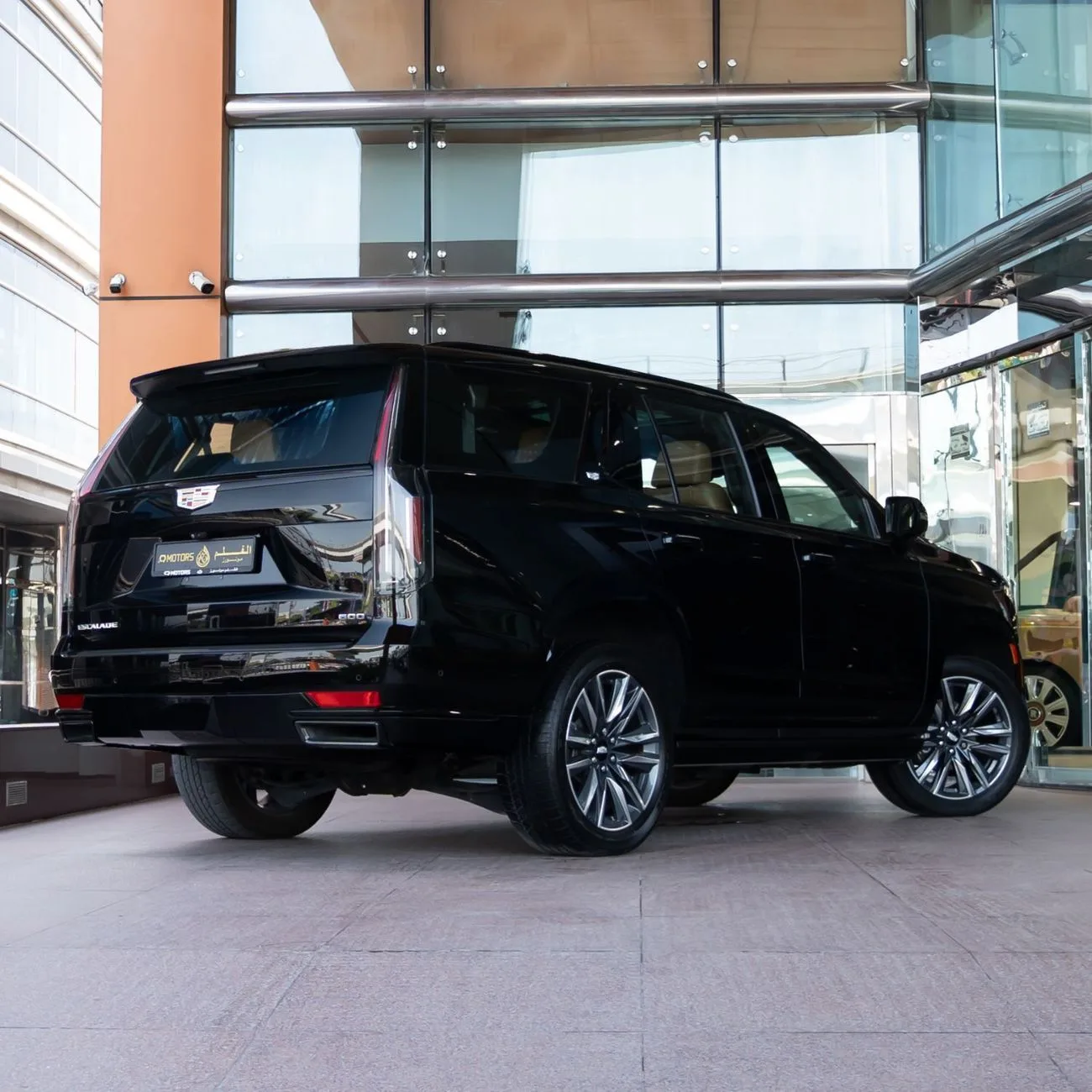2022 Cadillac Escalade Sport Platinum offered by a specialist dealer in Dubai, United Arab Emirates, photo 4 of 19