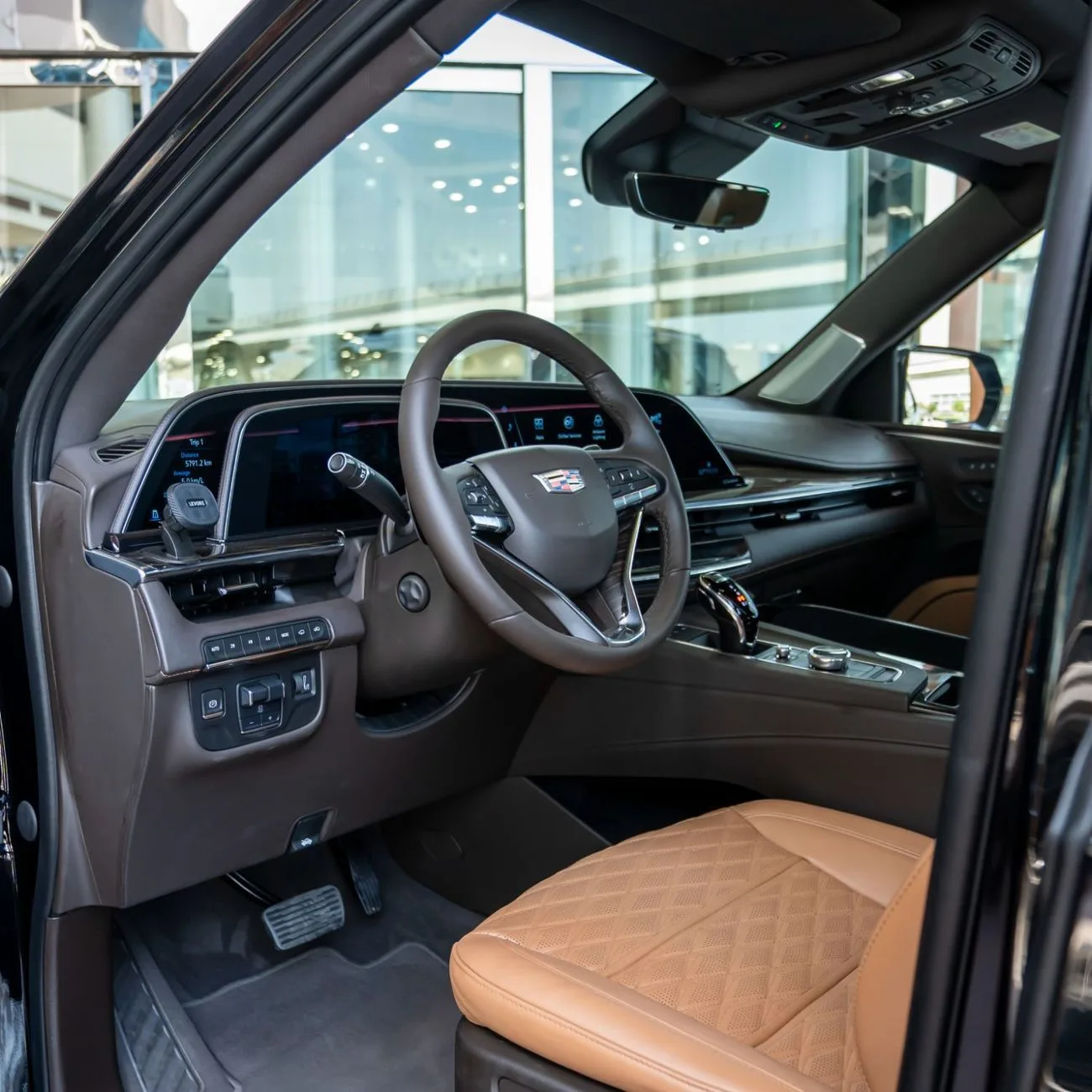 2022 Cadillac Escalade Sport Platinum offered by a specialist dealer in Dubai, United Arab Emirates, photo 8 of 19