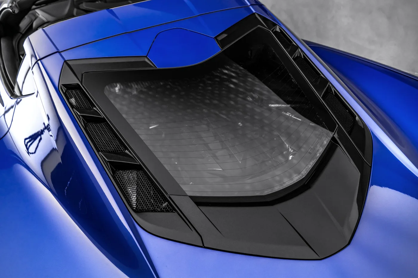 2022 Chevrolet Corvette Stingray offered by a specialist dealer in Ostrava, Czechia, photo 13 of 15