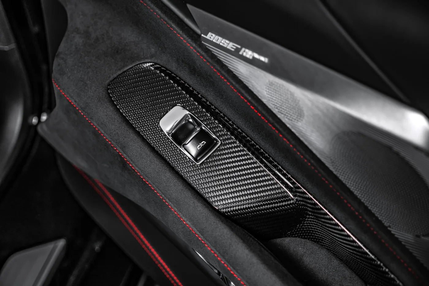 2022 Chevrolet Corvette Stingray 3LT proposée par un concessionnaire spécialisé à Ostrava, Tchéquie, photo 24 sur 25