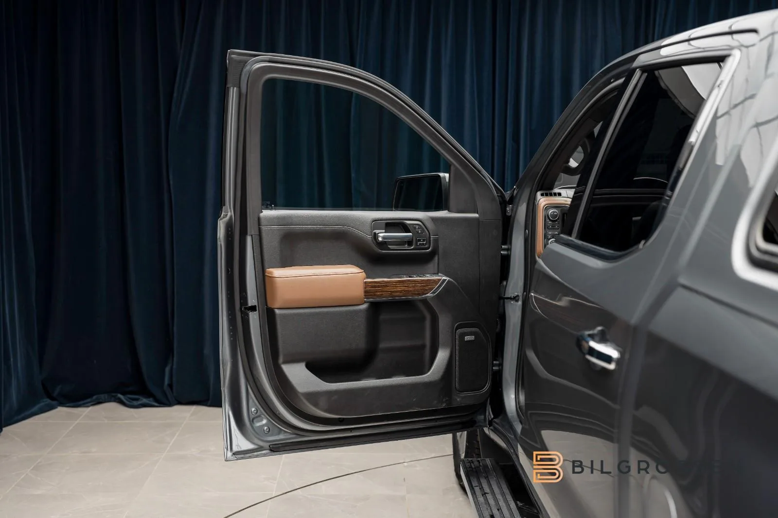 2022 Chevrolet Silverado High Country, 11/25