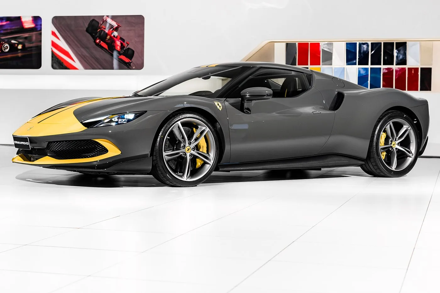 2022 Ferrari 296 GTB Assetto Fiorano proposée par un concessionnaire agréé Ferrari et Maserati à Arlöv, Suède, photo 2 sur 10
