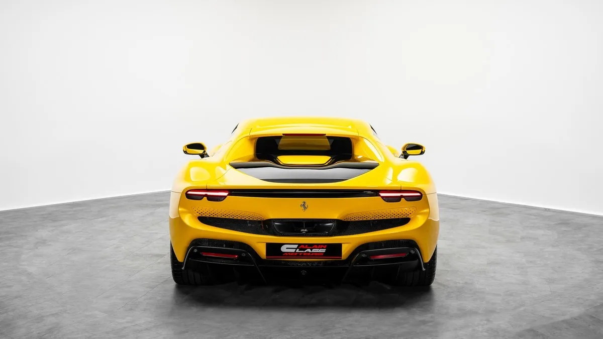2022 Ferrari 296 GTB angeboten von einem Fachhändler in Dubai, Vereinigte Arabische Emirate, Foto 23 von 23