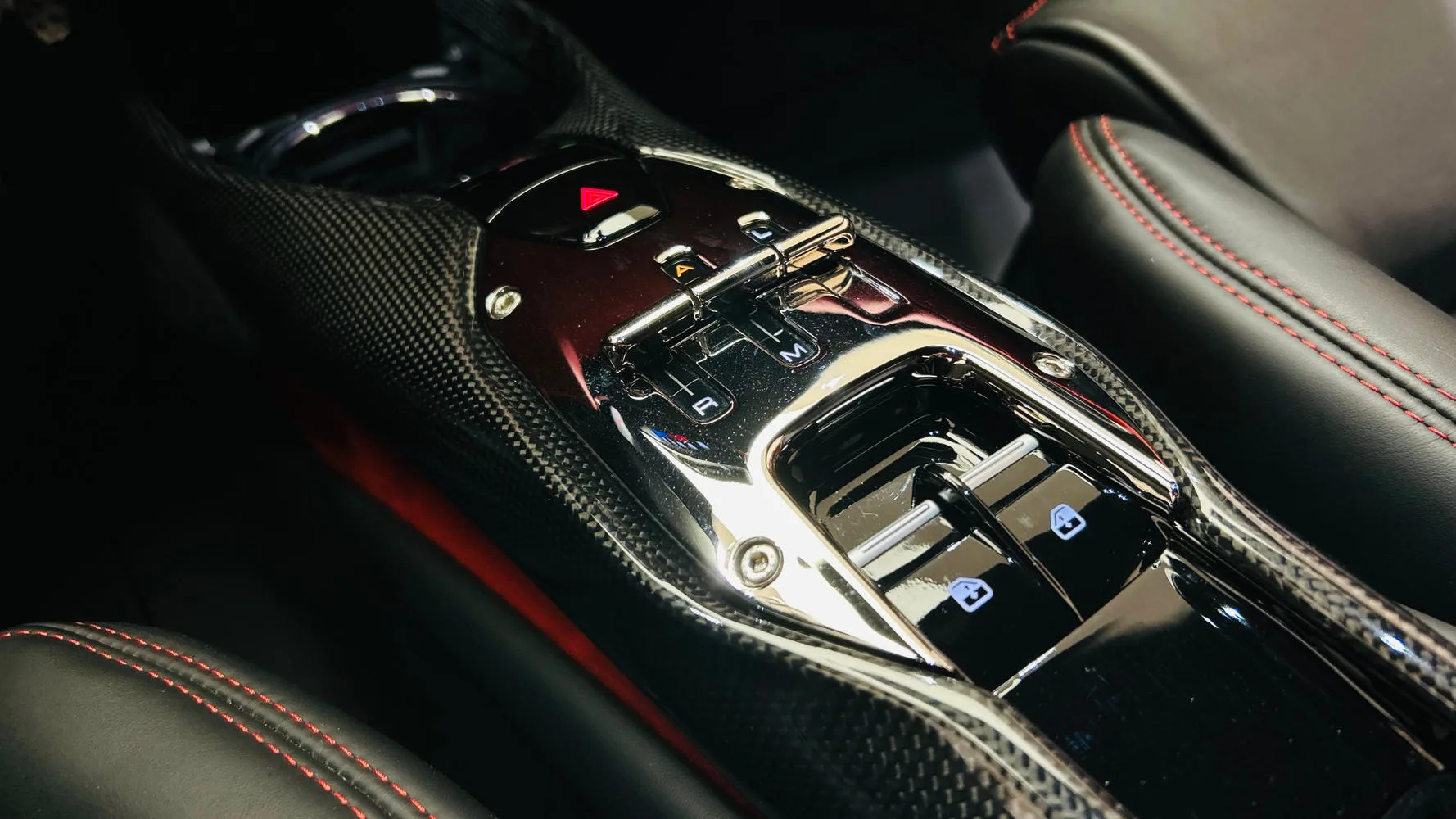 2022 Ferrari 296 GTB, 12/18