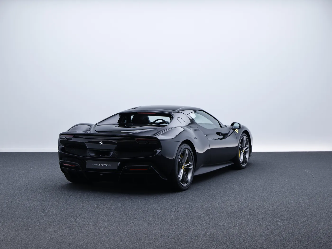 2022 Ferrari 296 GTB offered by a specialist dealer in Frankfurt am Main, Germany, photo 3 of 15