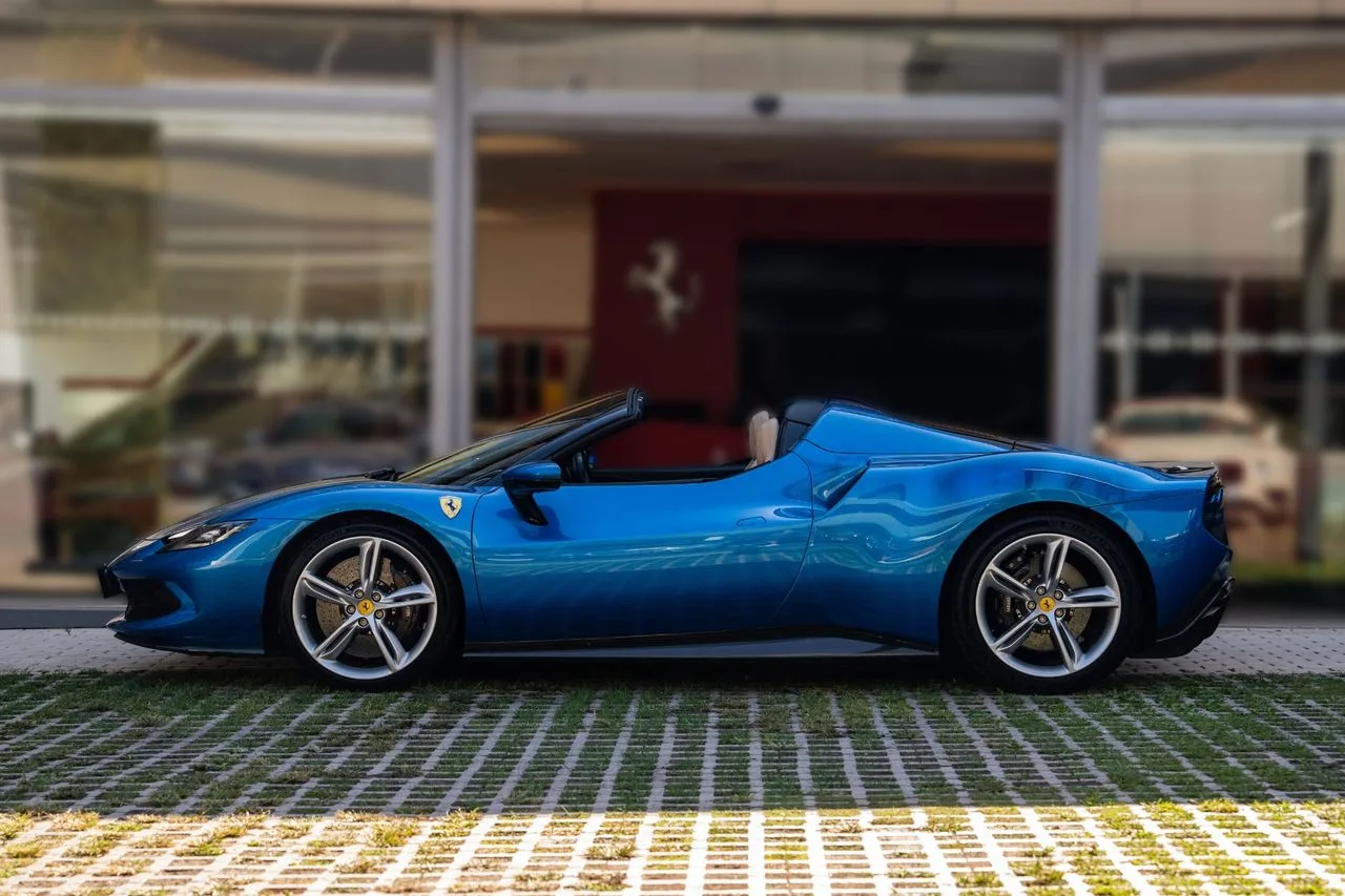 2022 Ferrari 296 GTS, 3/27