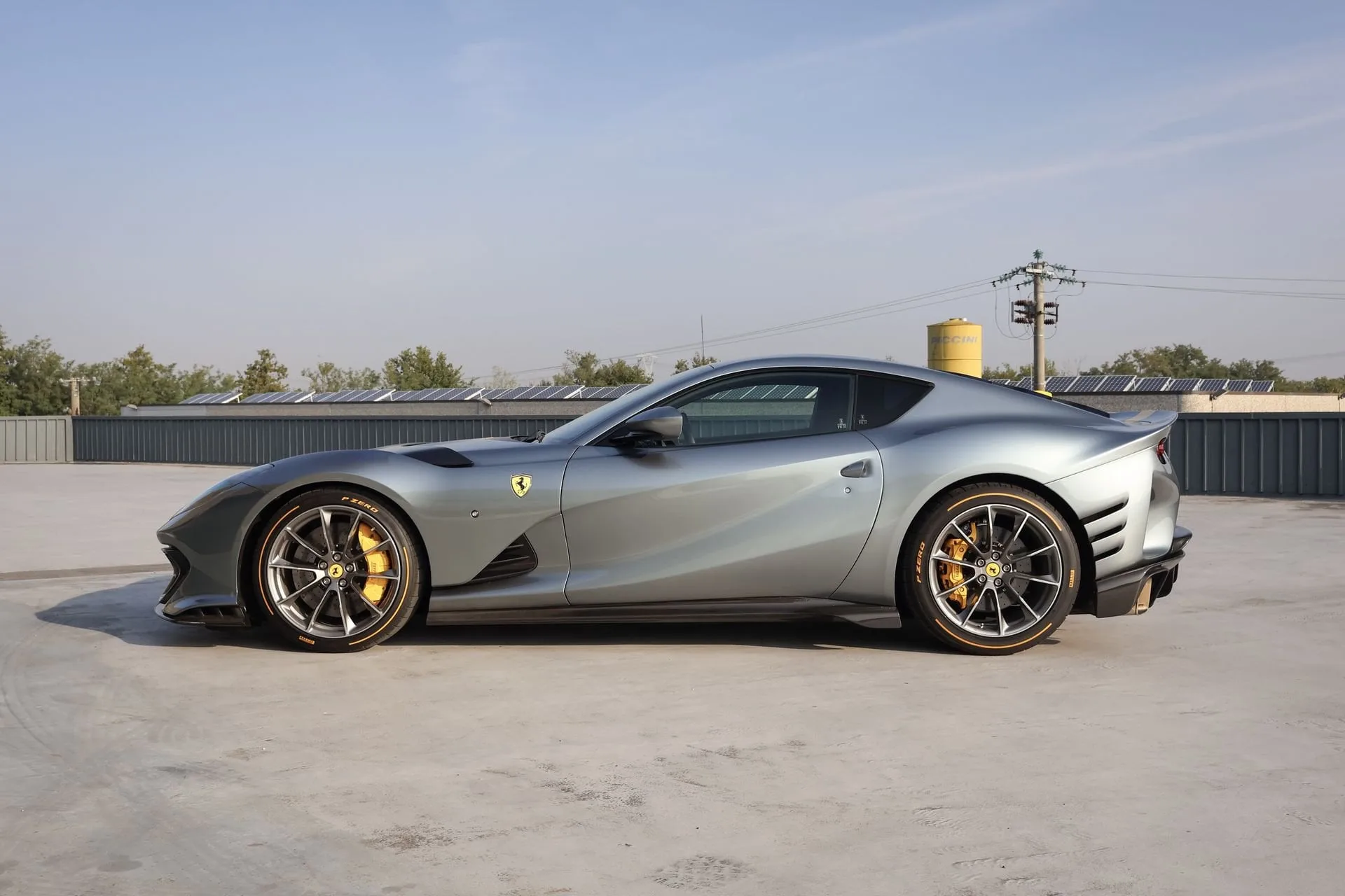 2022 Ferrari 812 Competizione, 6/23