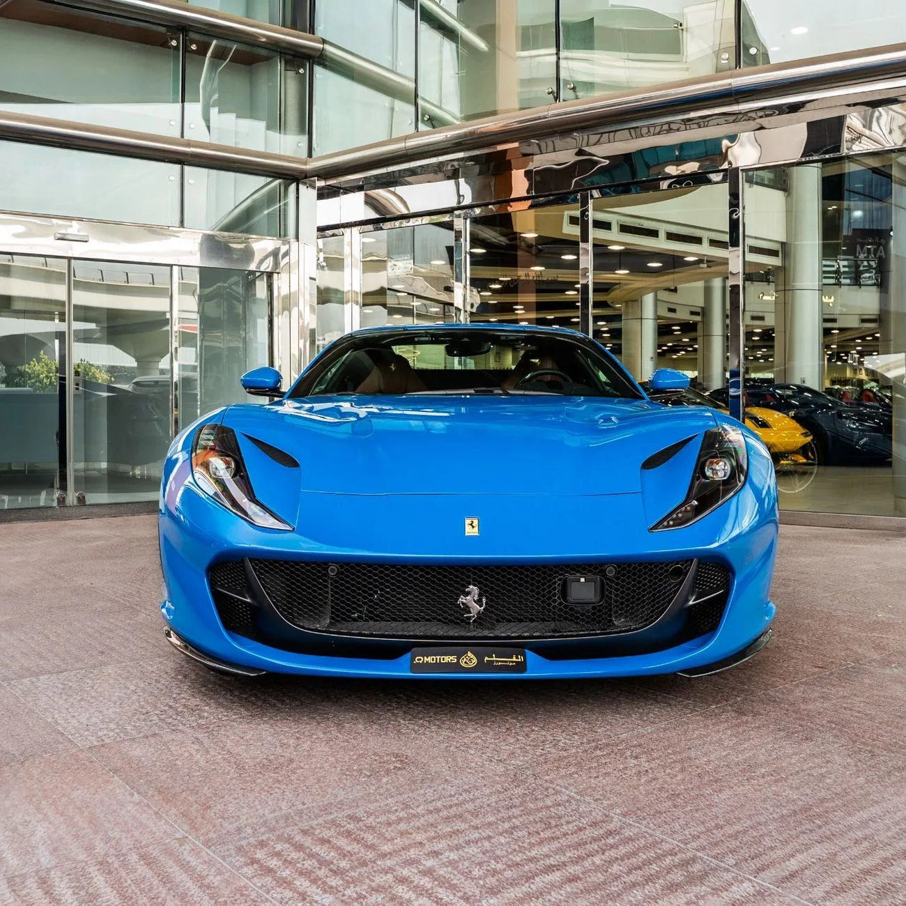 2022 Ferrari 812 GTS angeboten von einem Fachhändler in Dubai, Vereinigte Arabische Emirate, Foto 9 von 19