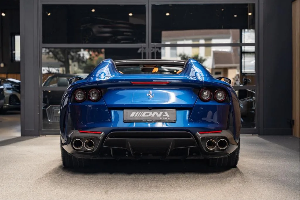 2022 Ferrari 812 GTS, 4/30