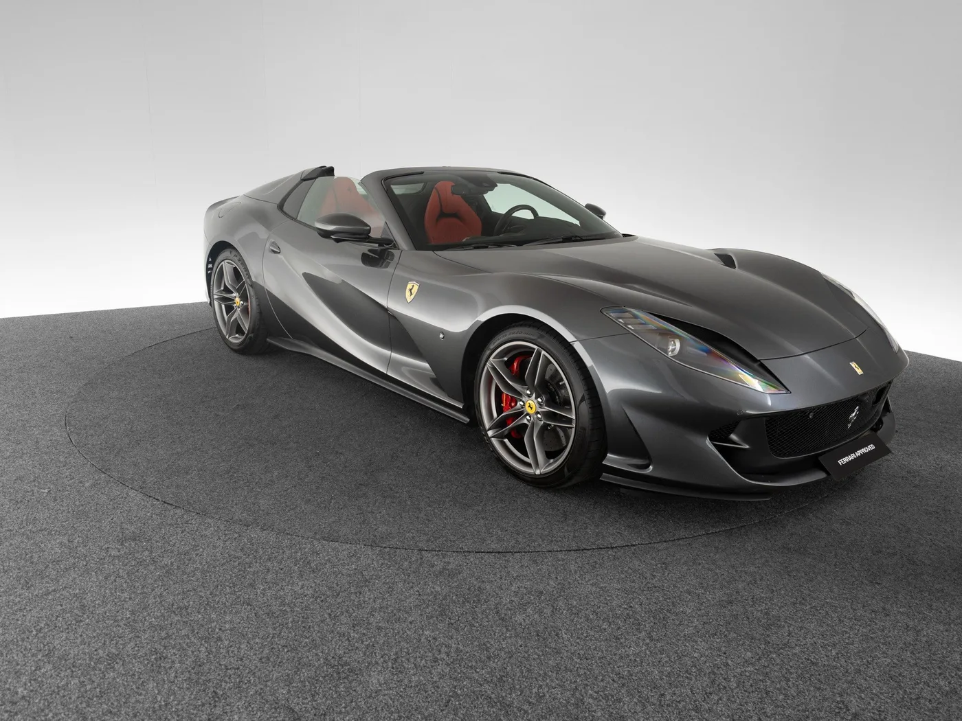 2022 Ferrari 812 GTS offered by a specialist dealer in Singen, Germany, photo 7 of 15