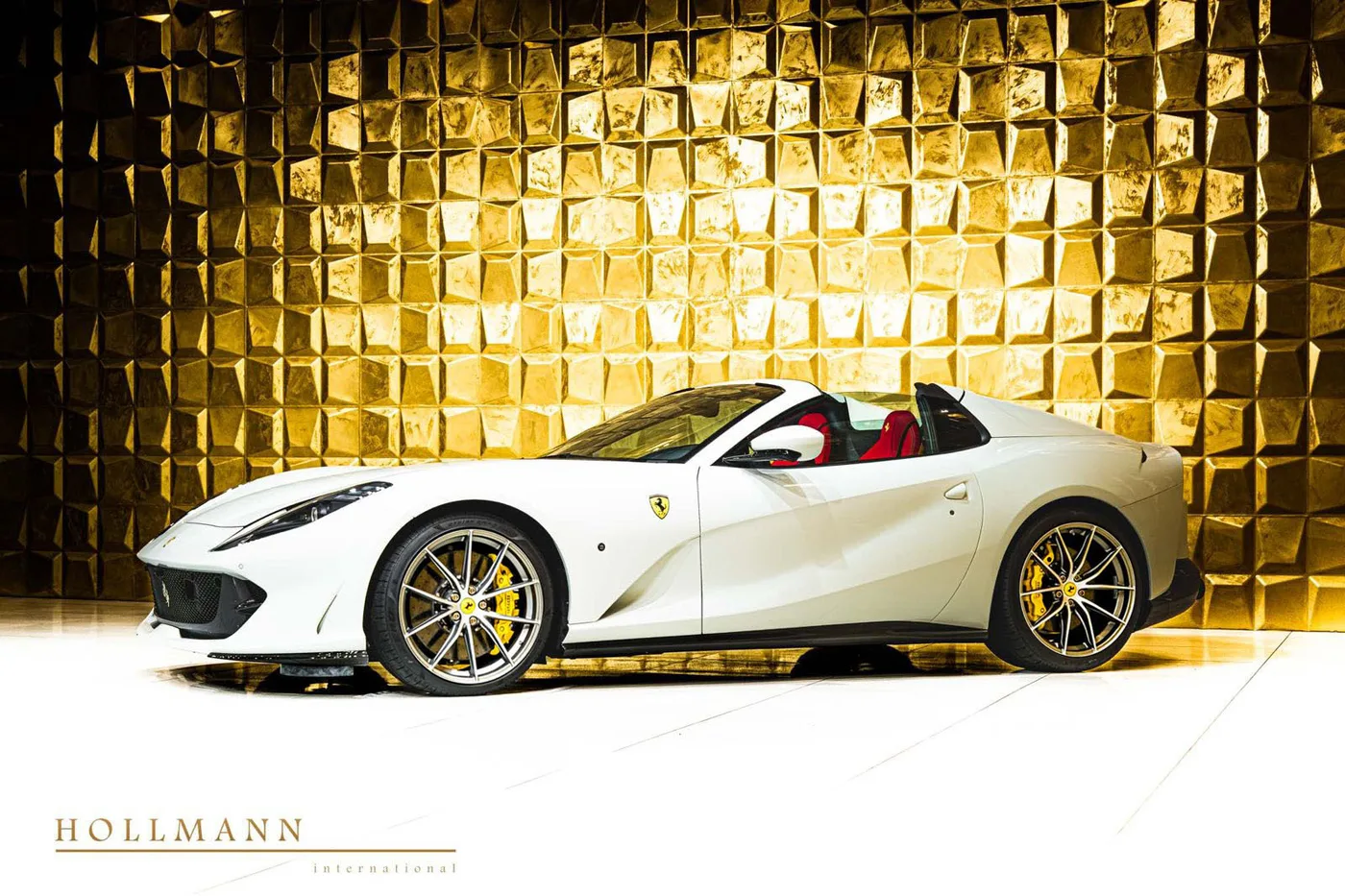 2022 Ferrari 812 GTS angeboten von einem Fachhändler in Stuhr, Deutschland, Foto 3 von 25