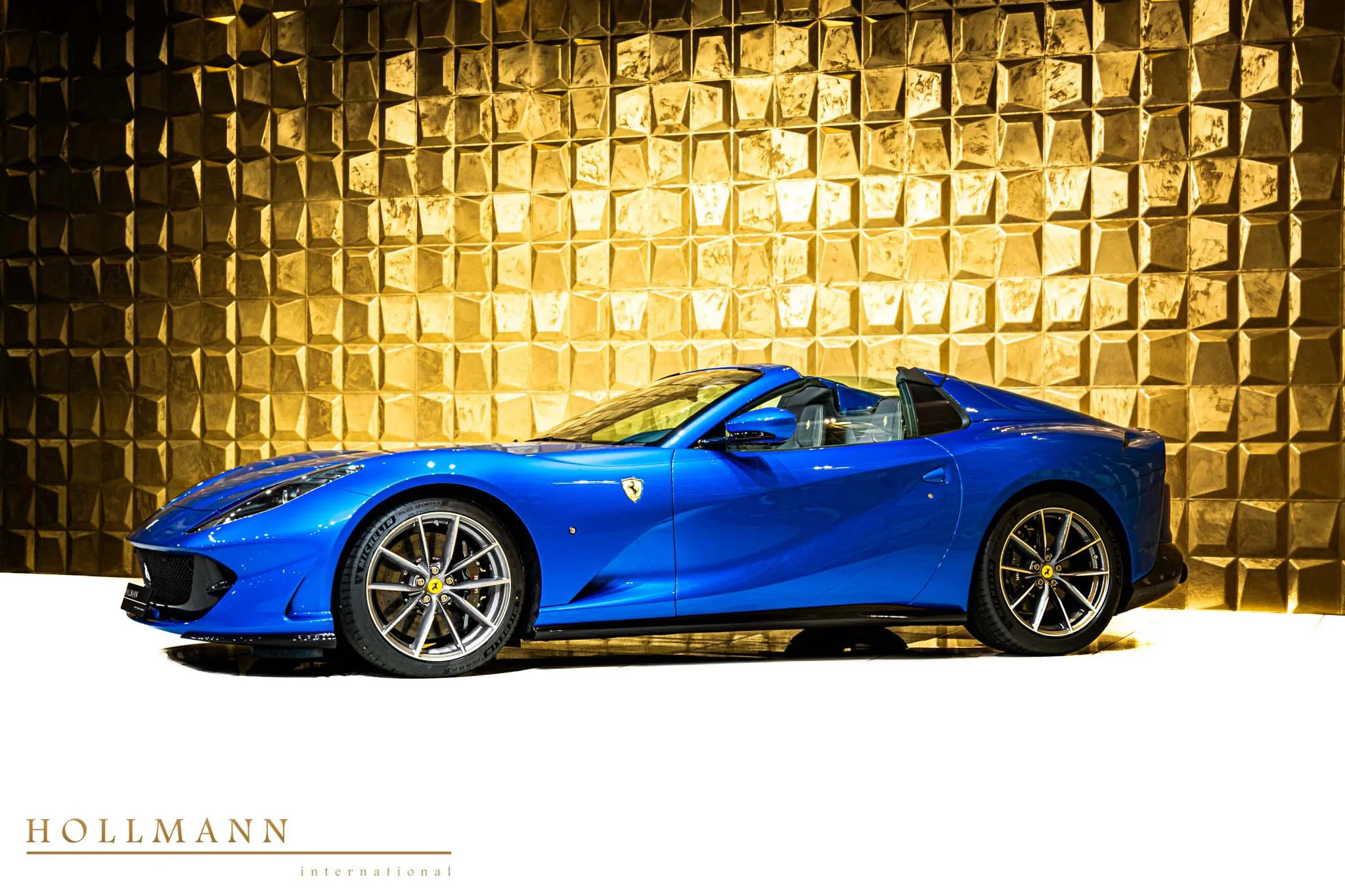 2022 Ferrari 812 GTS, 3/24