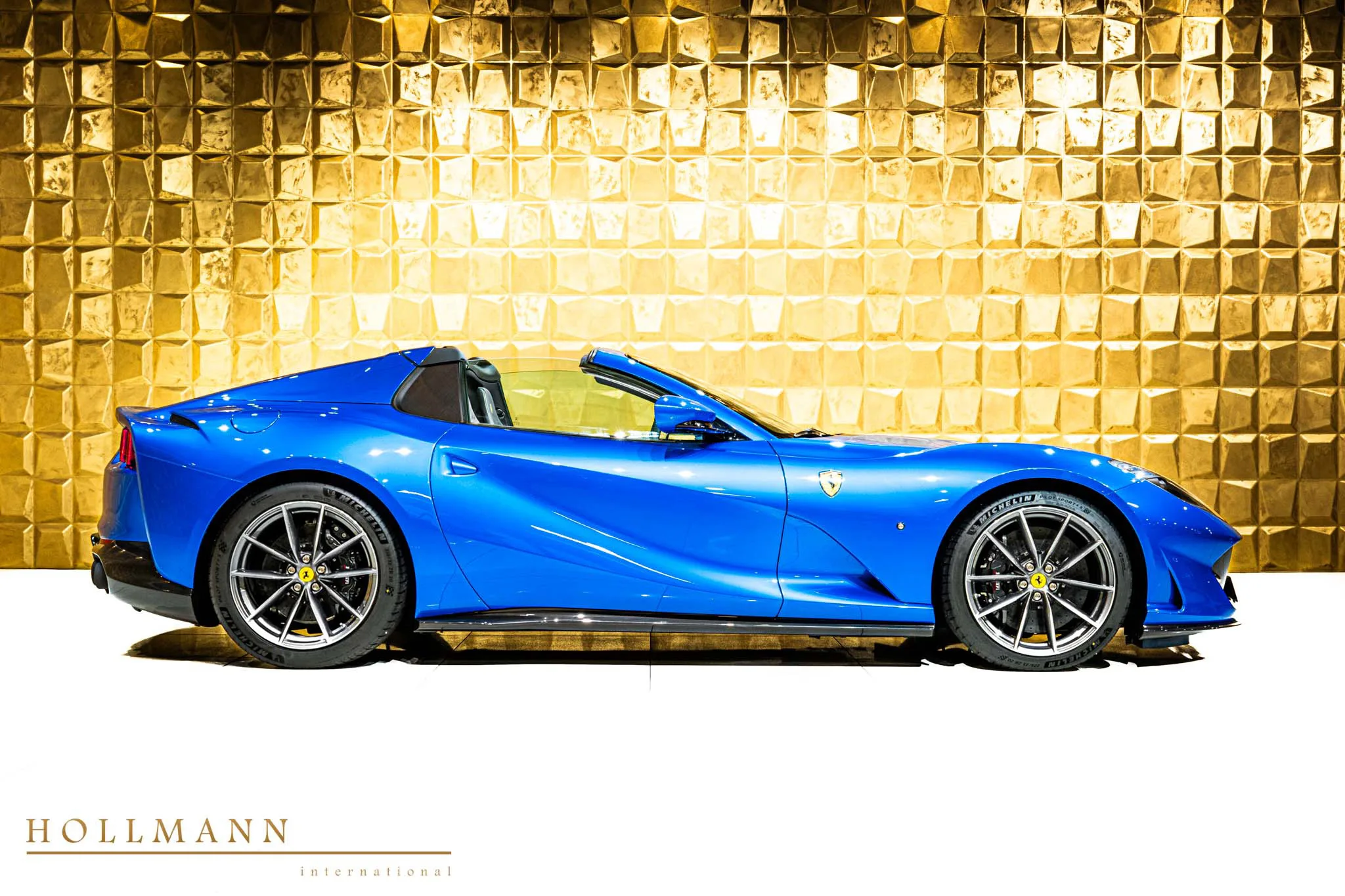 2022 Ferrari 812 GTS, 4/24