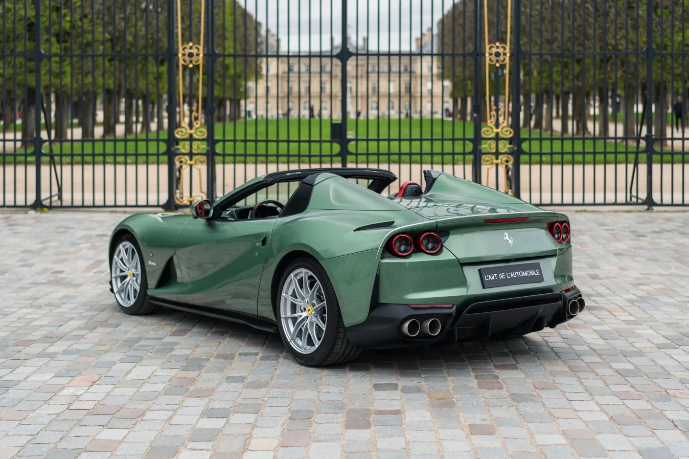 2022 Ferrari 812 GTS Tailor Made, 6/30