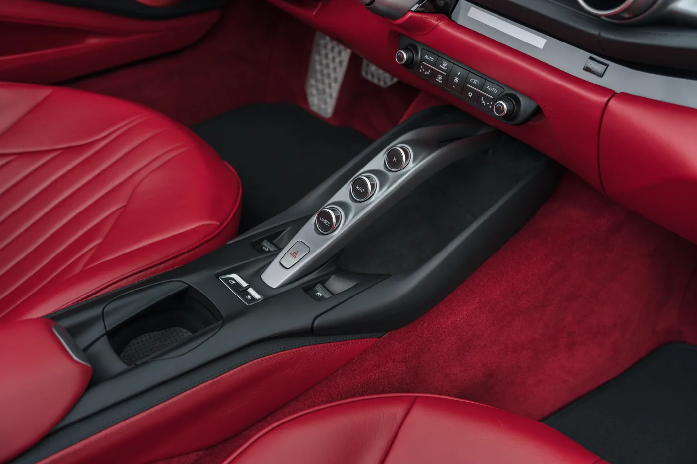 2022 Ferrari 812 GTS Tailor Made, 25/30