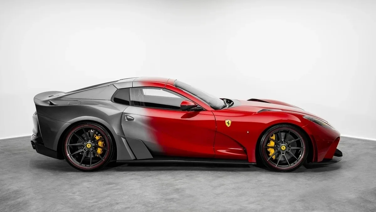 2022 Ferrari 812 GTS angeboten von einem Fachhändler in Dubai, Vereinigte Arabische Emirate, Foto 5 von 25