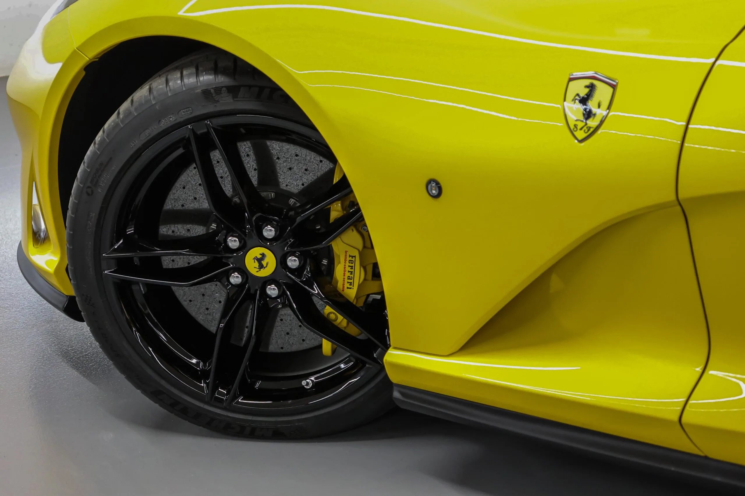 2022 Ferrari 812 GTS, 7/22