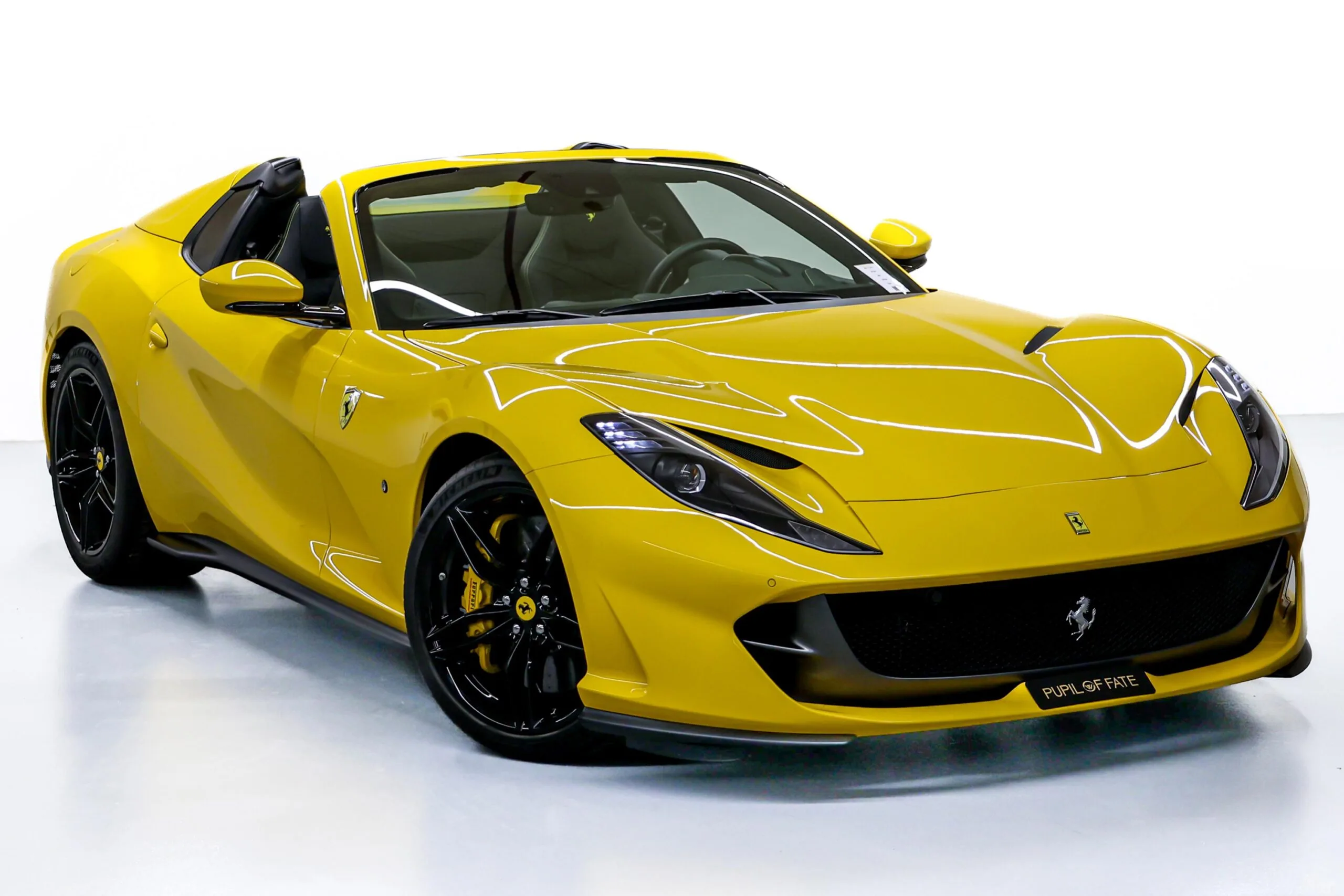 2022 Ferrari 812 GTS, 10/22