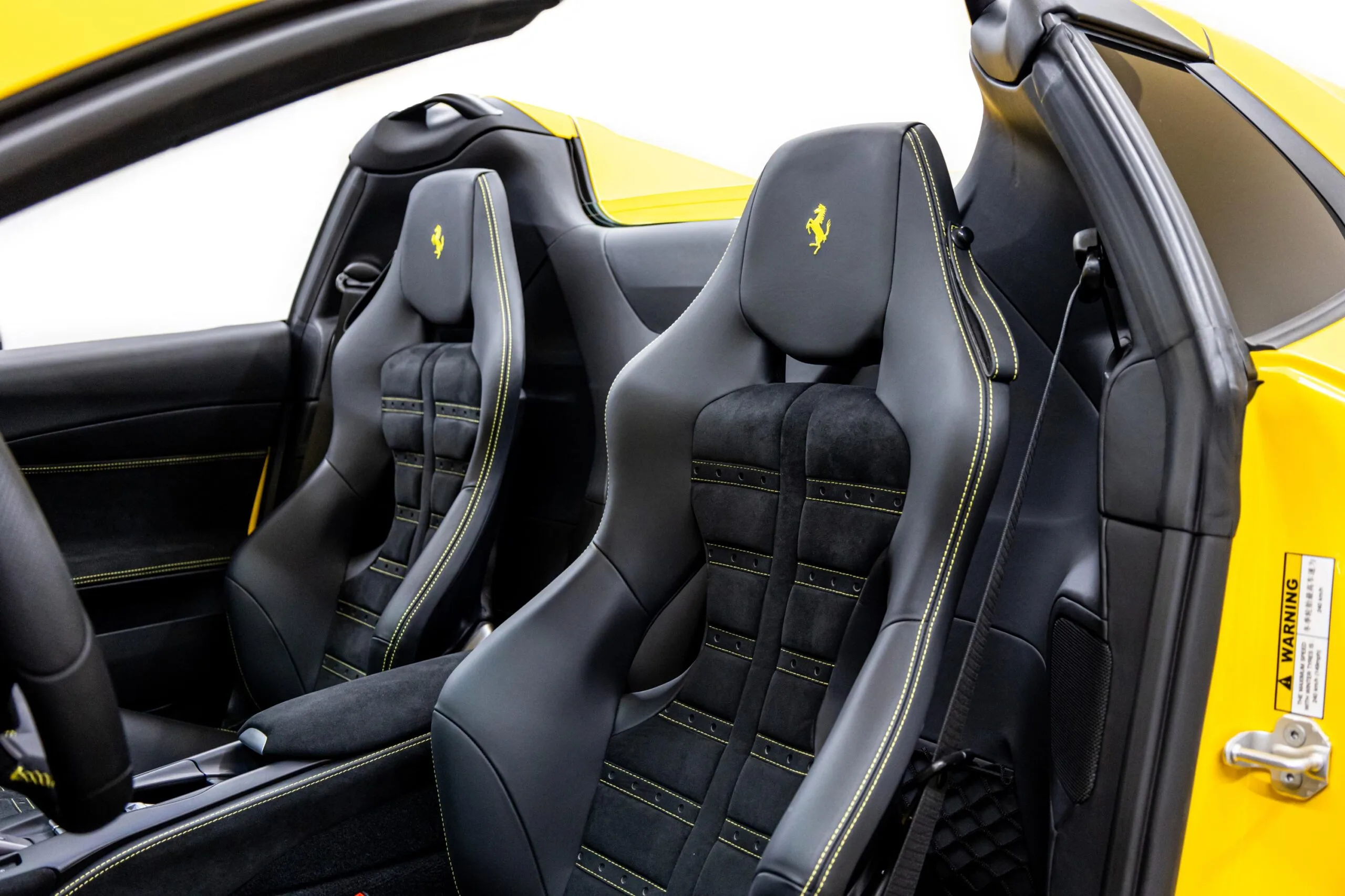 2022 Ferrari 812 GTS, 11/22