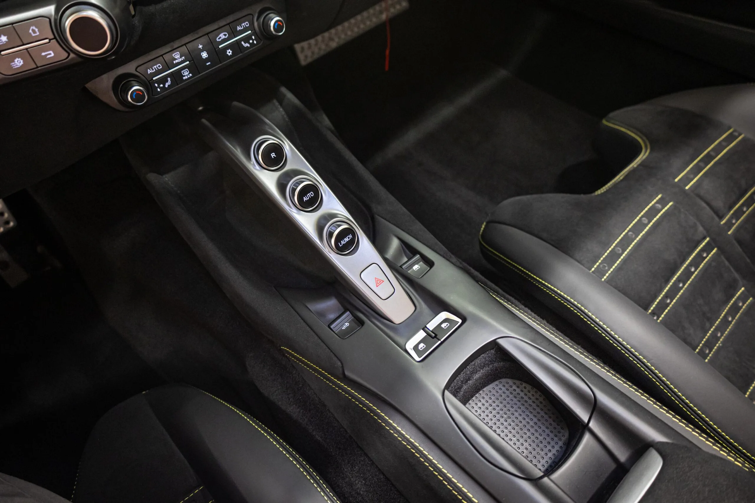 2022 Ferrari 812 GTS, 19/22