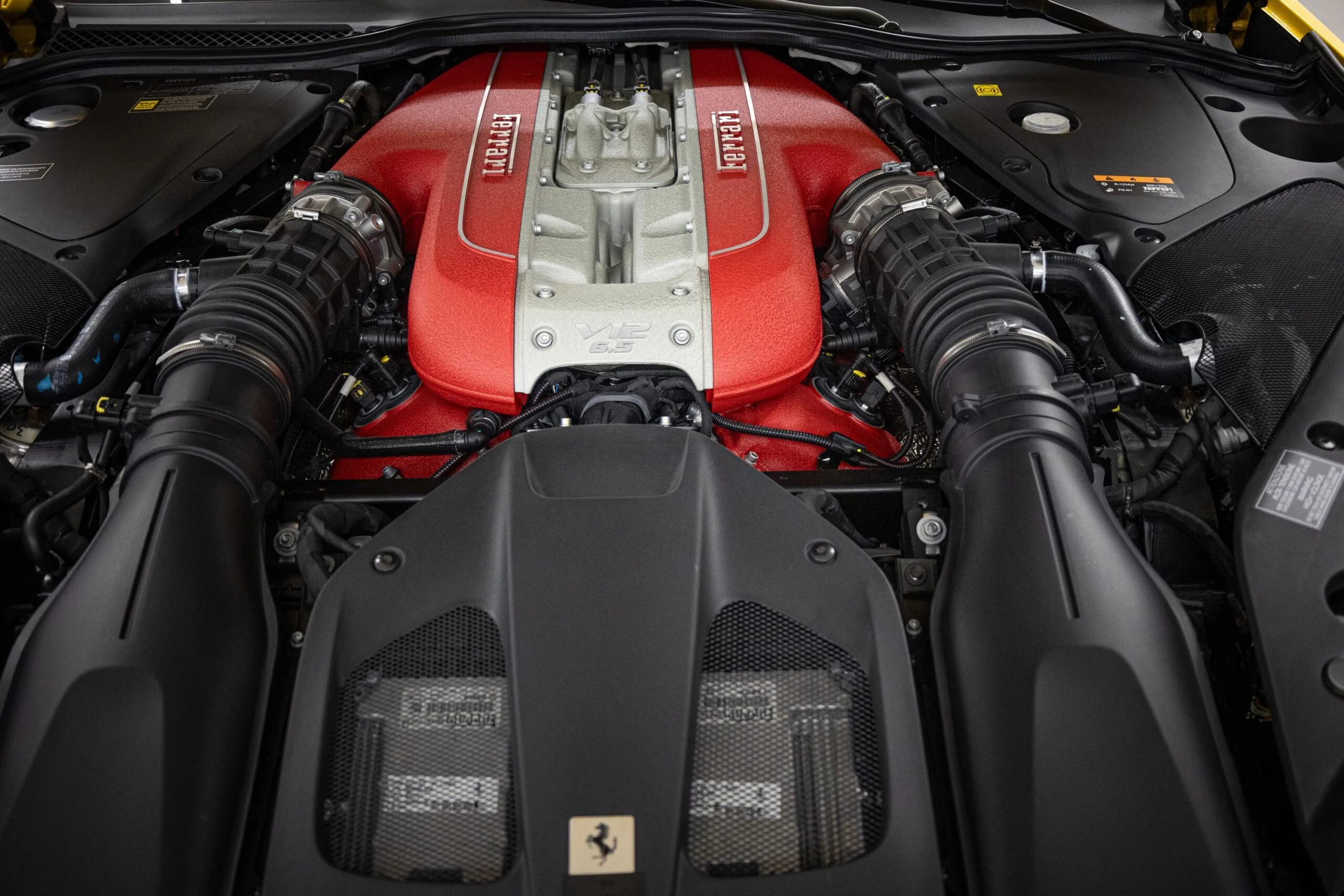 2022 Ferrari 812 GTS, 21/22