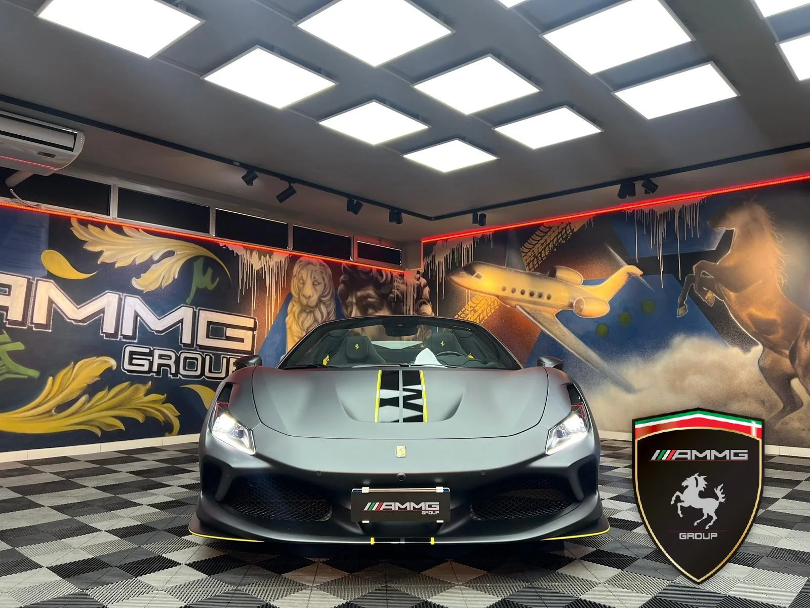 2022 Ferrari F8 Spider, 2/15