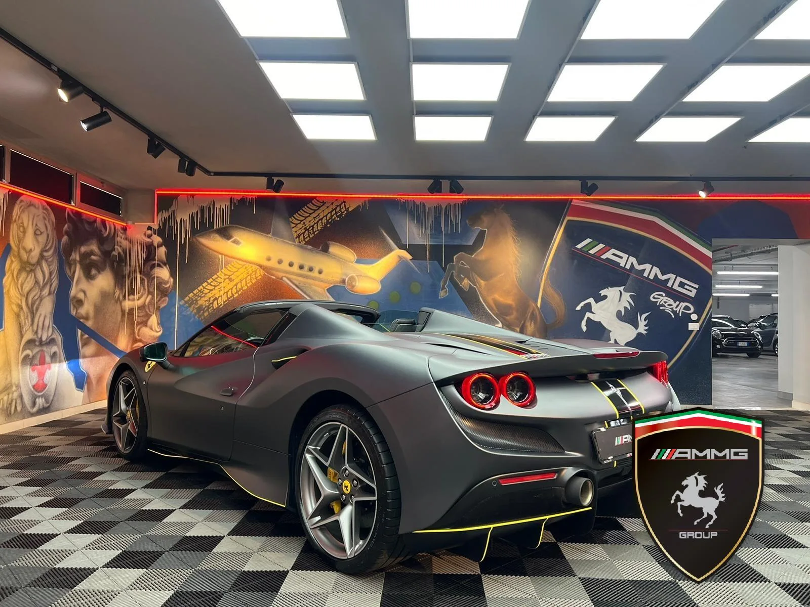 2022 Ferrari F8 Spider, 6/15