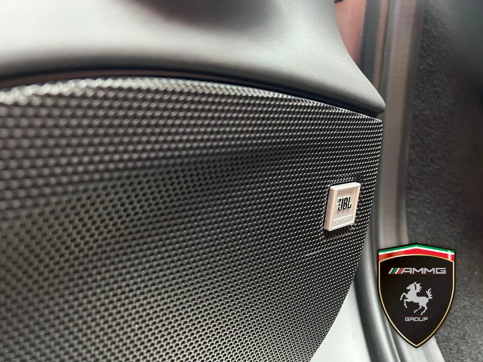 2022 Ferrari F8 Spider, 13/15