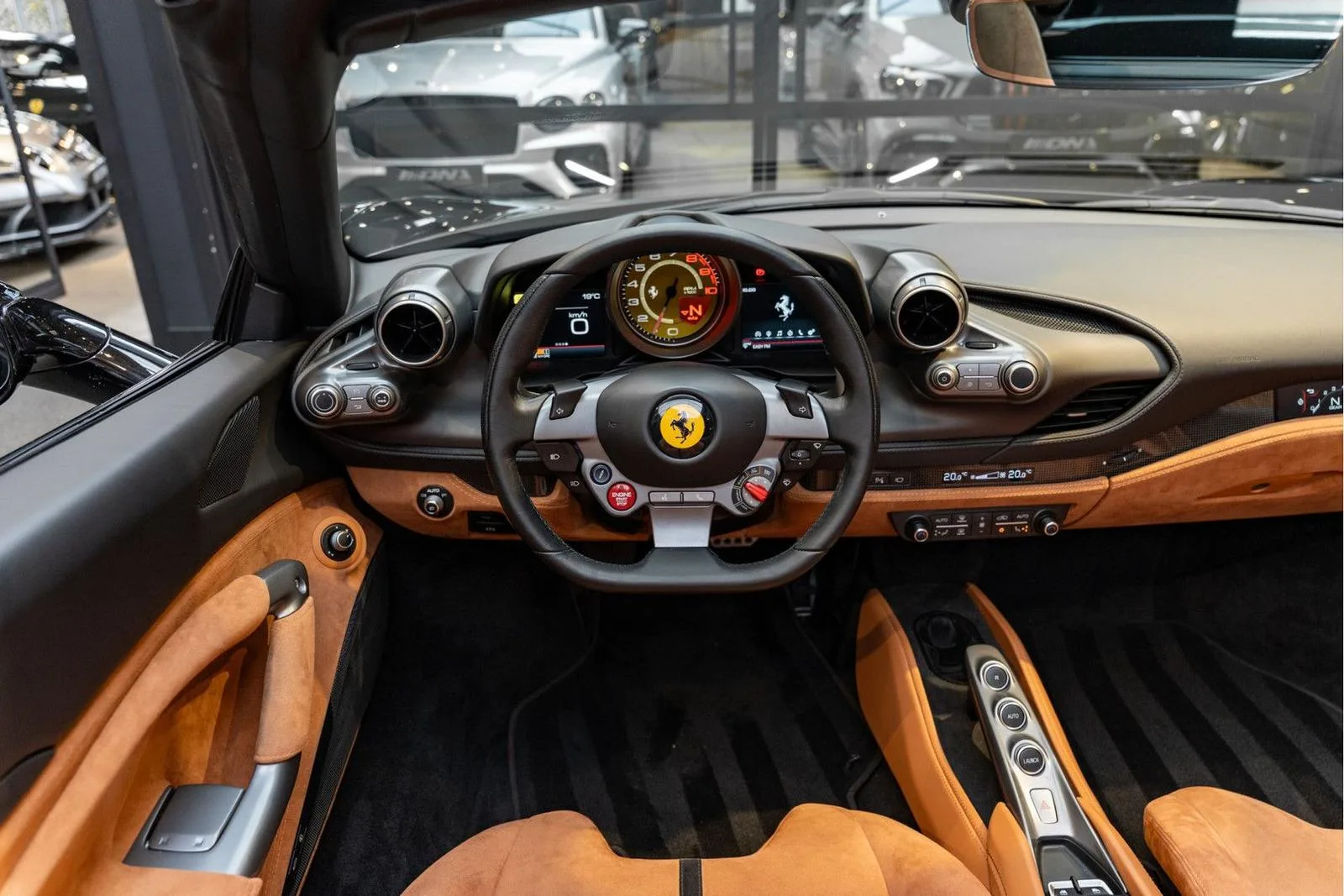2022 Ferrari F8 Spider, 7/30