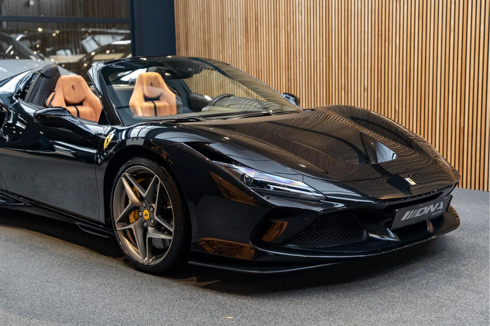 2022 Ferrari F8 Spider, 10/30