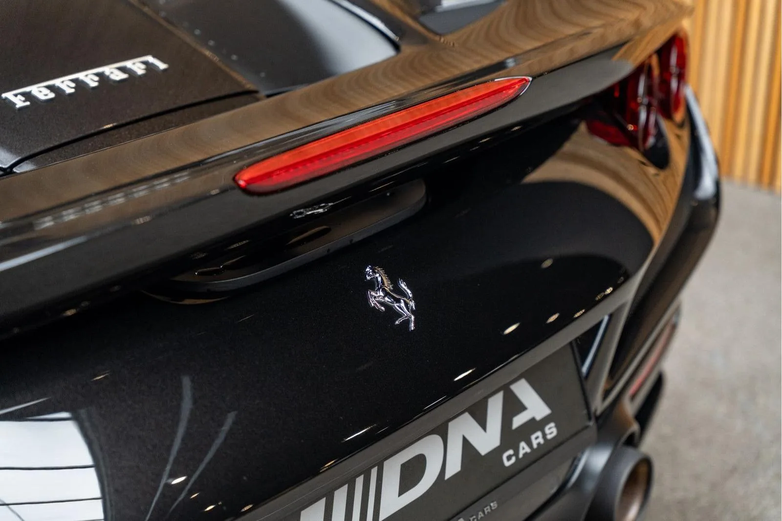 2022 Ferrari F8 Spider, 16/30