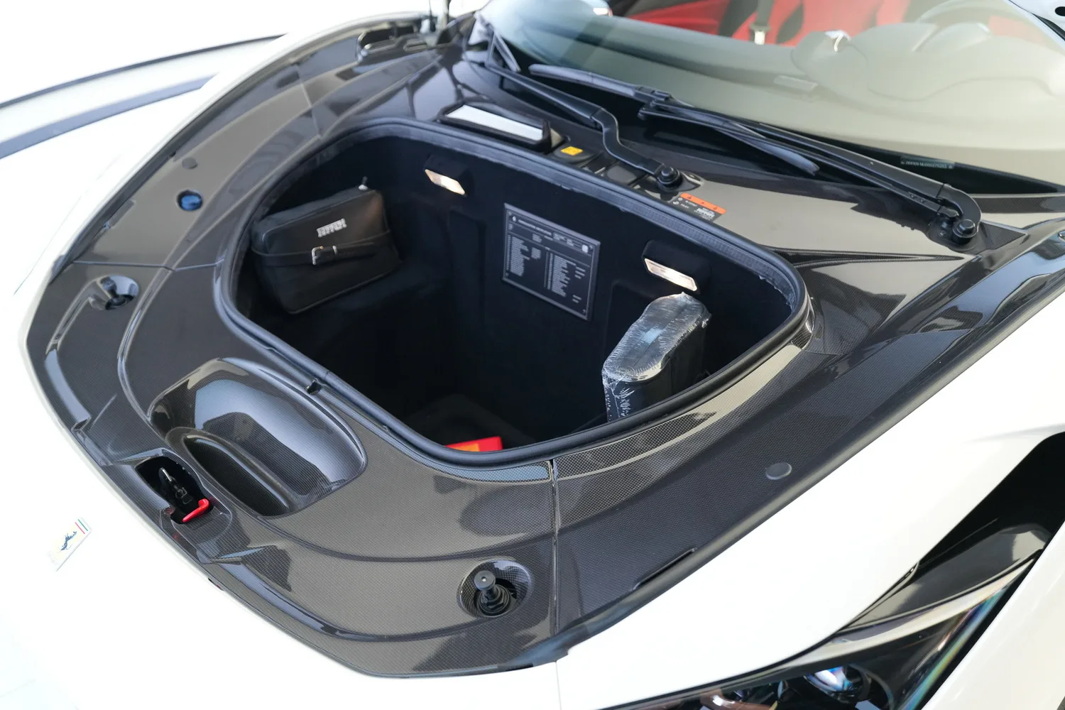 2022 Ferrari F8 Spider, 2/20