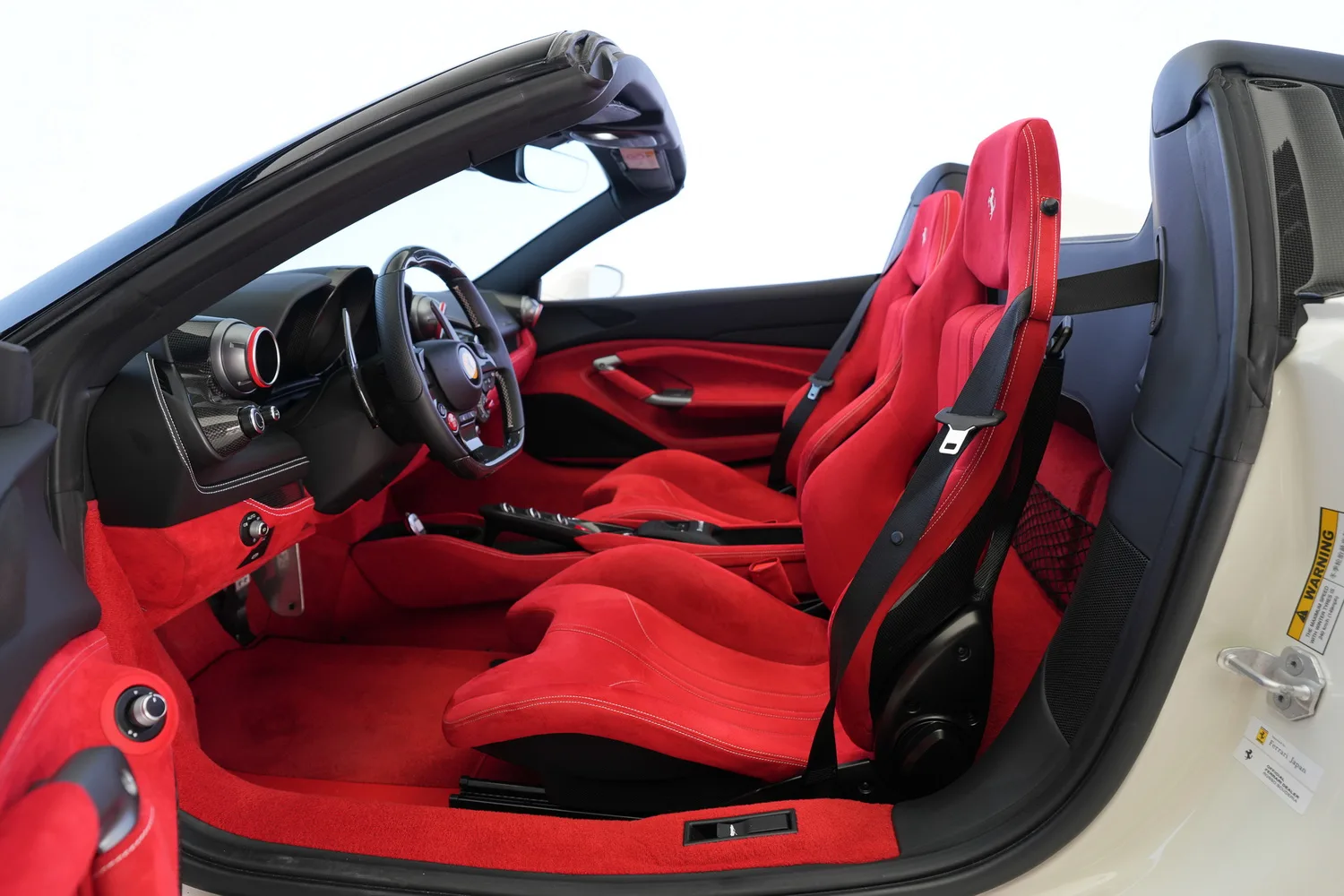 2022 Ferrari F8 Spider, 9/20