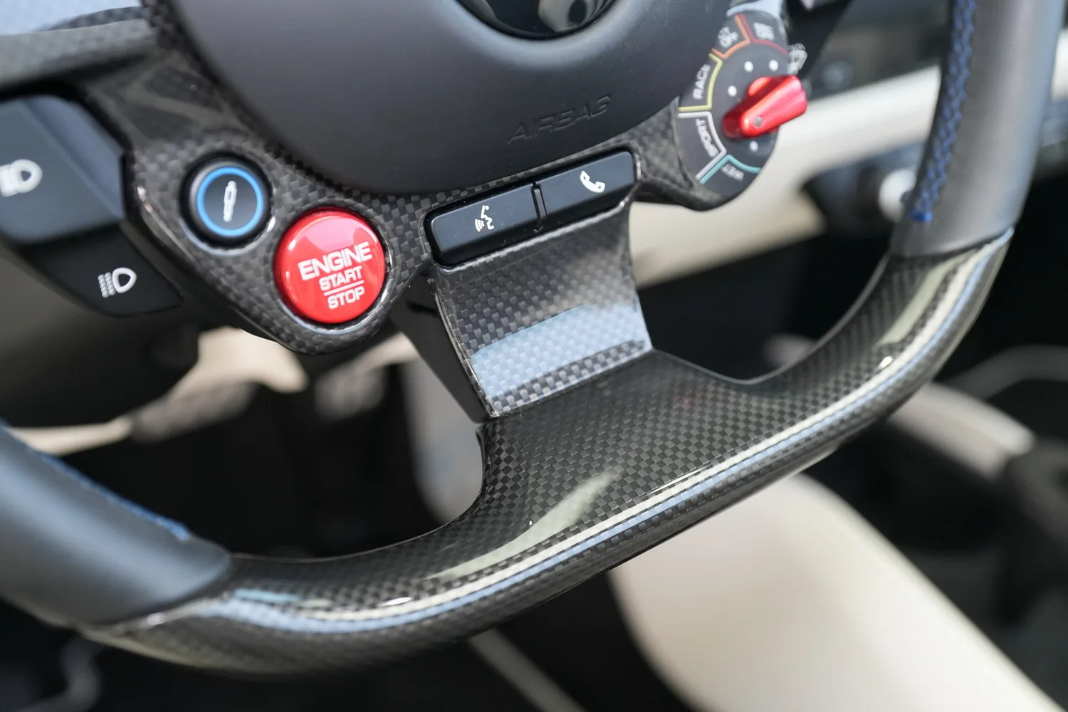 2022 Ferrari F8 Spider, 7/16