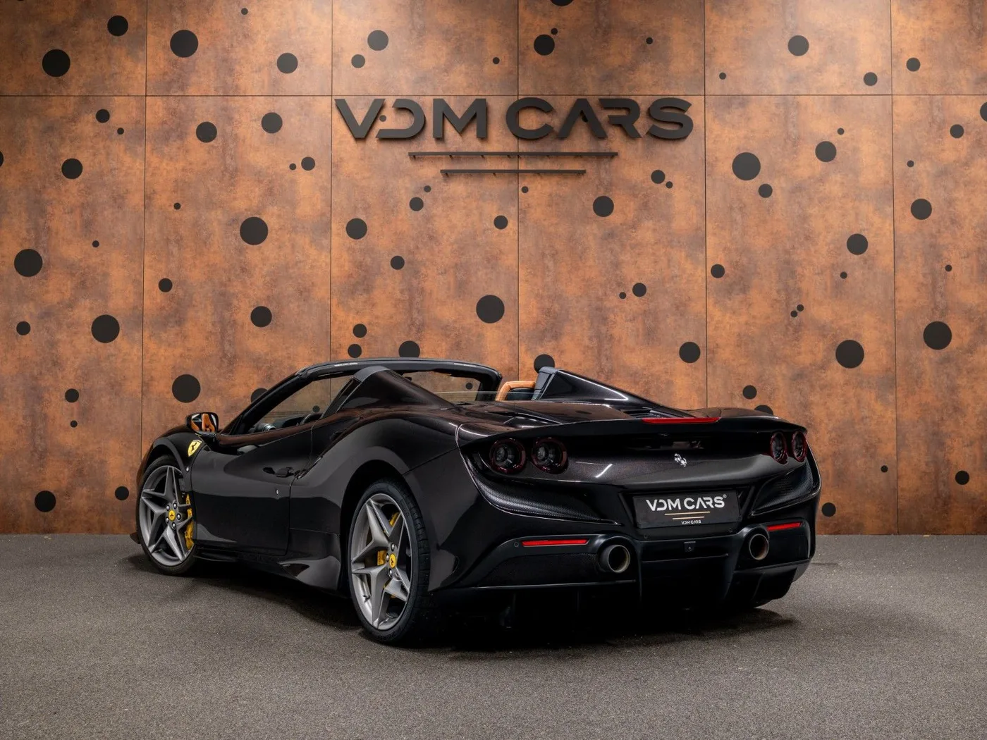 2022 Ferrari F8 Spider HELE angeboten von einem Supersportwagenhändler in Gronau, Deutschland, Foto 3 von 25