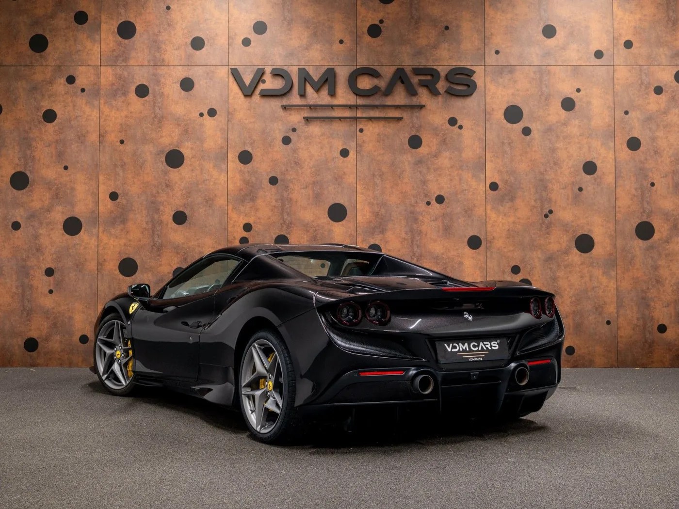 2022 Ferrari F8 Spider HELE angeboten von einem Supersportwagenhändler in Gronau, Deutschland, Foto 9 von 25